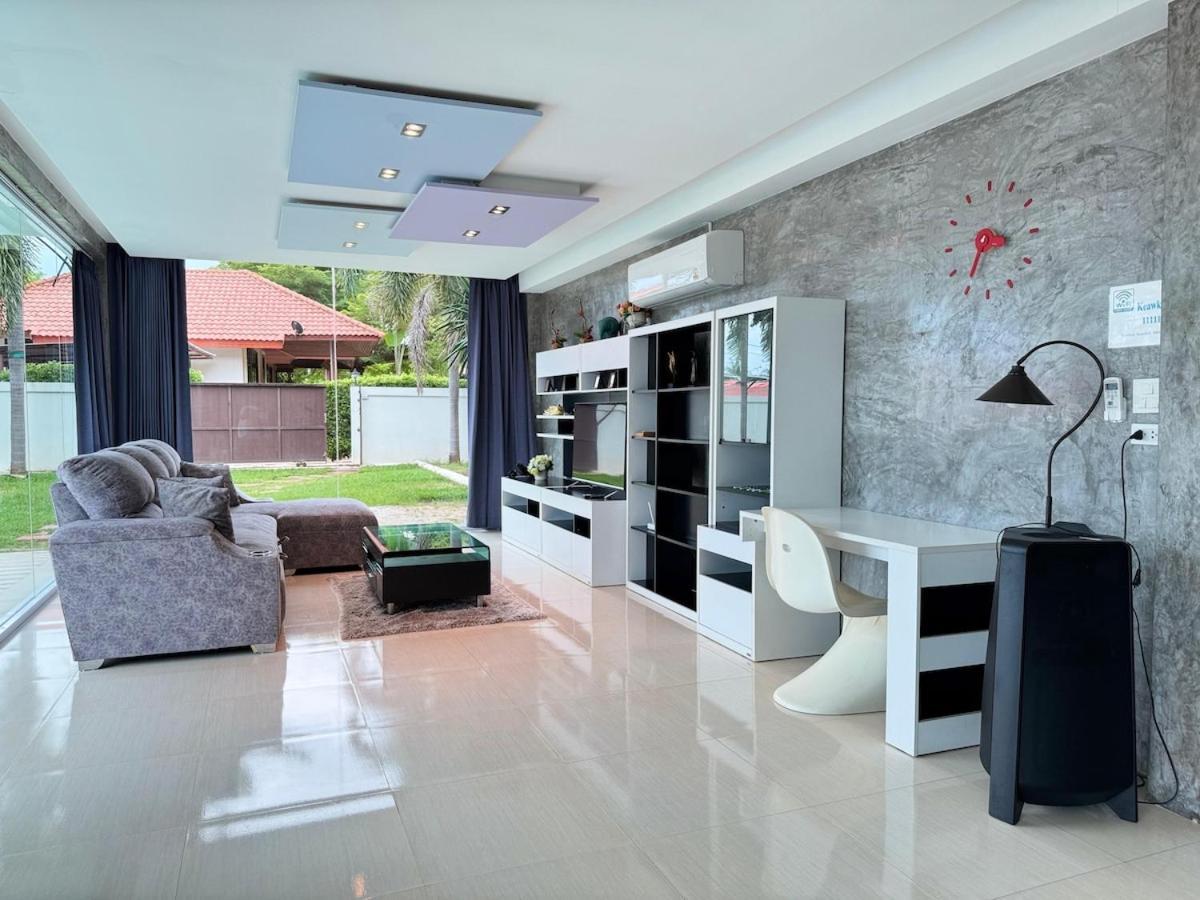 3 Bed, Pool And Grass Garden, Chaweng, Spacious *
