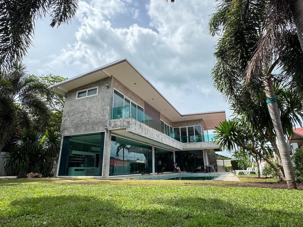 3 Bed, Pool And Grass Garden, Chaweng, Spacious Pousada Amphoe Koksamui